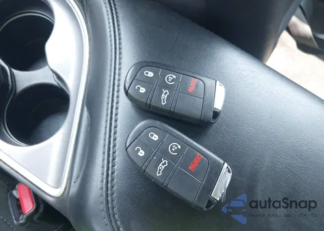 2022 Dodge Challenger Gt z USA, uszkodzony, nr VIN 2C3CDZJG1NH265714